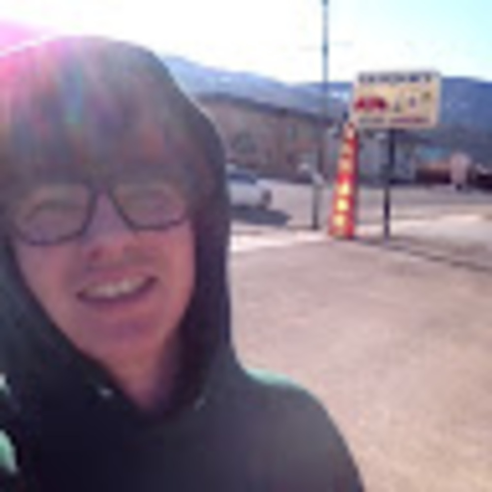 Meet your Posher, Justin